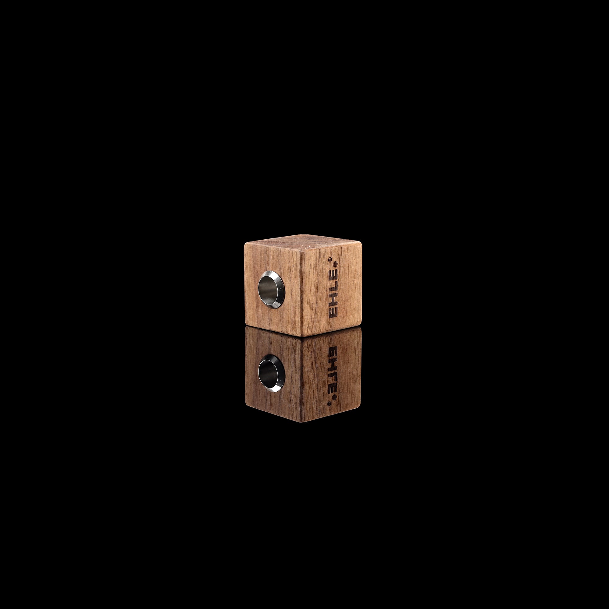 Köpfchenständer aus Holz