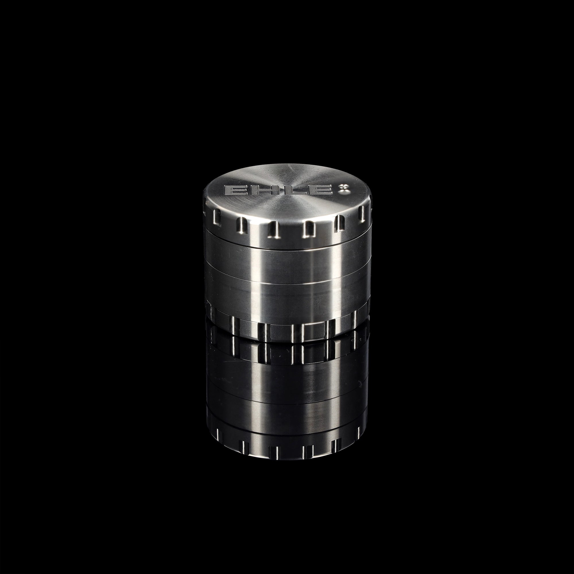 Grinder in acciaio inox, 63 mm, argento, 4 pezzi, incl. spazzolina e raschietto per polline, incl. scatola regalo e sacchetto