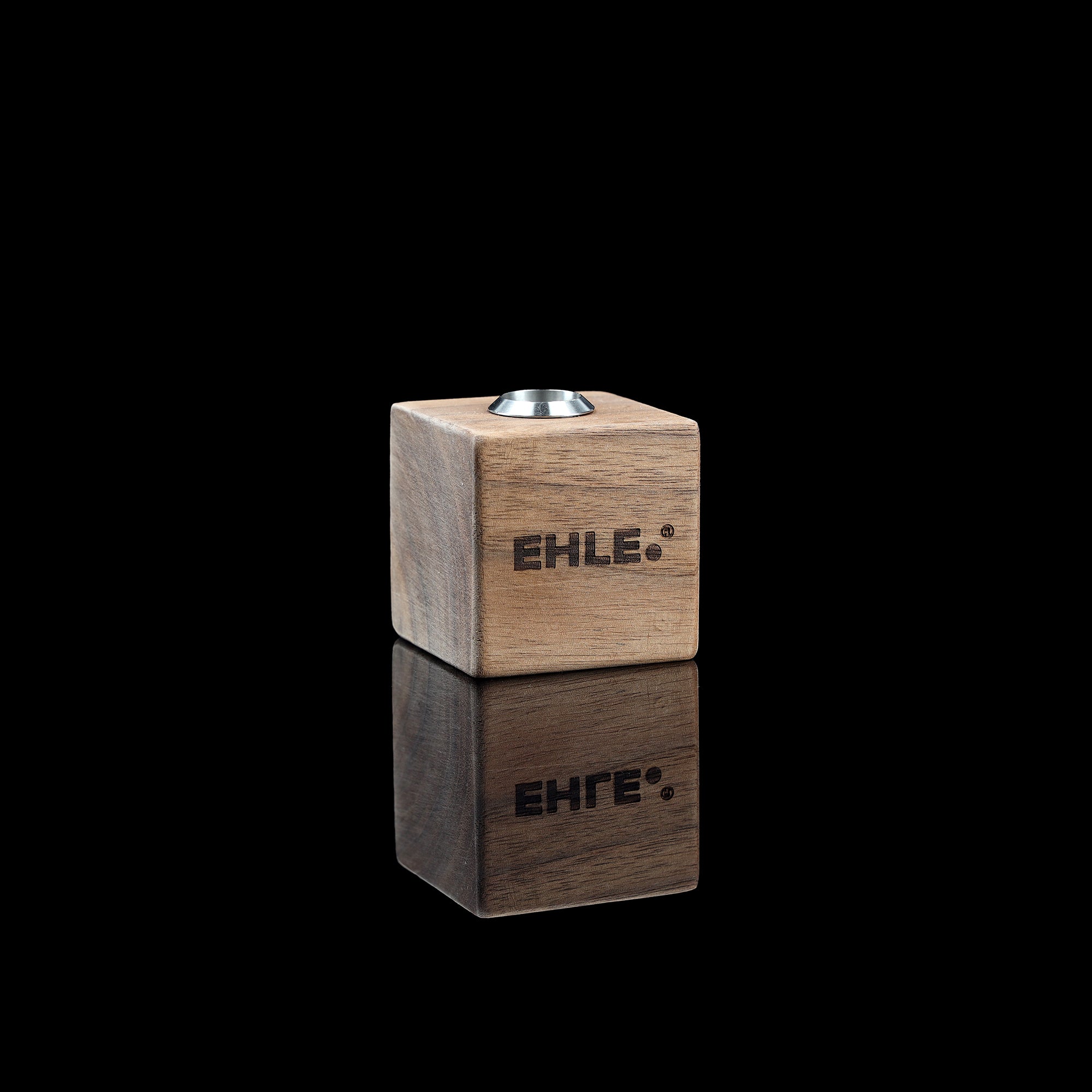 Köpfchenständer aus Holz