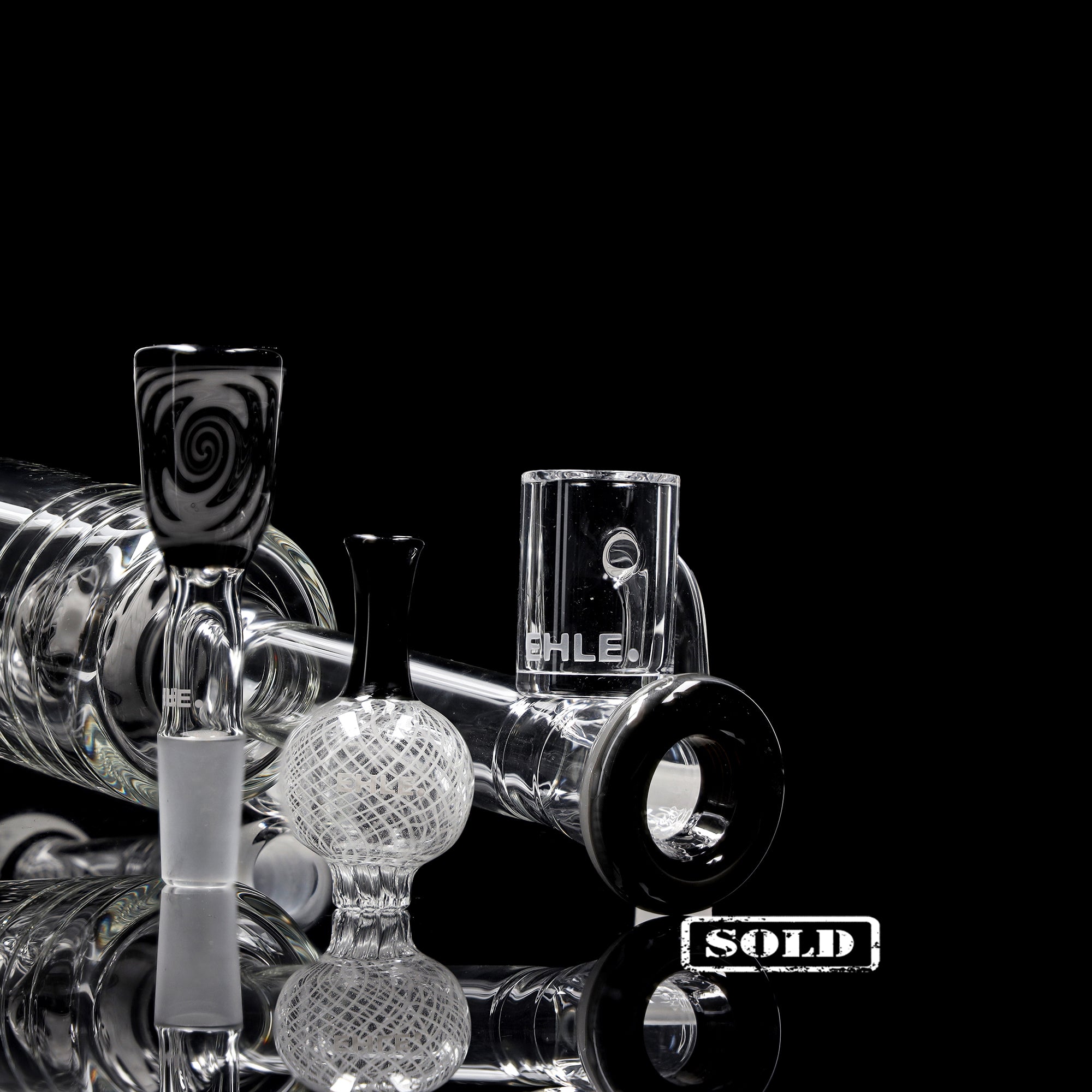 Best of 2024: agosto ,,Bootle Perc Black & White"