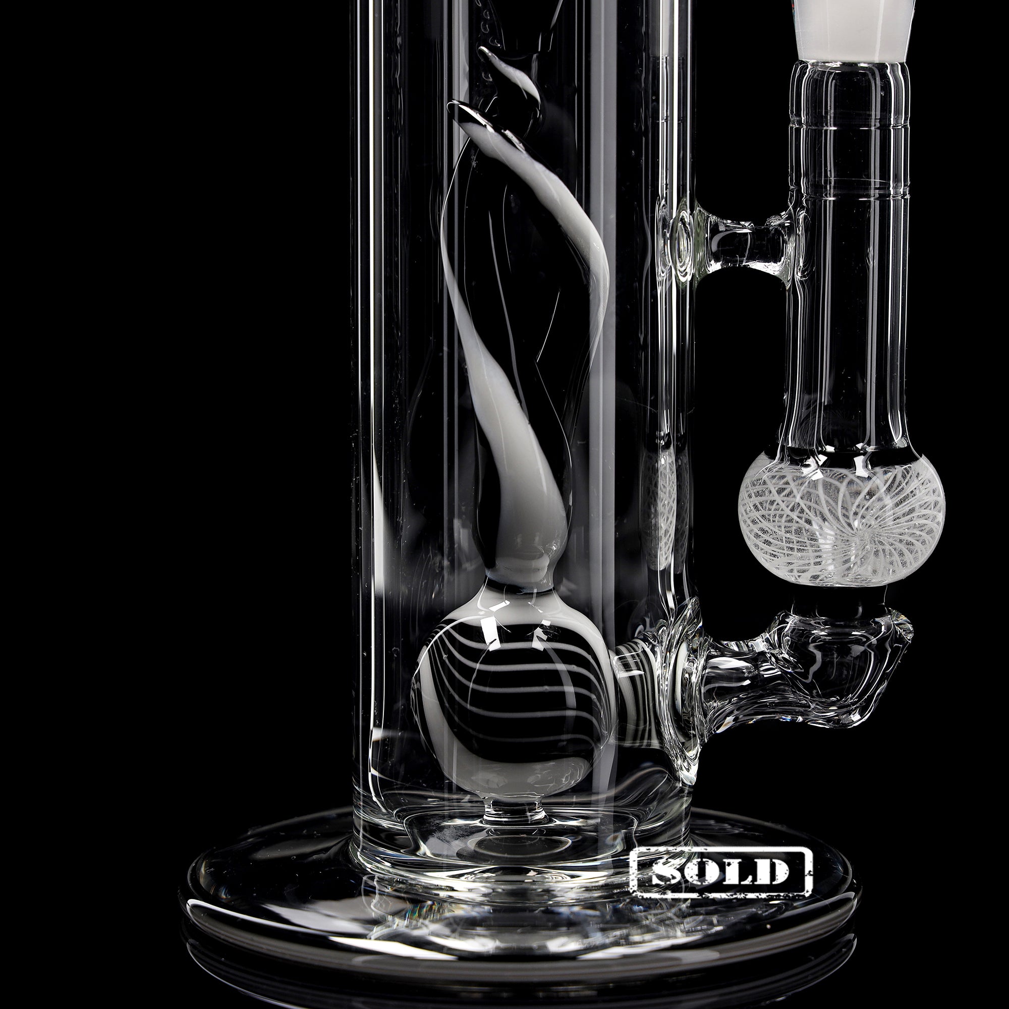 Best of 2024: agosto ,,Bootle Perc Black & White"