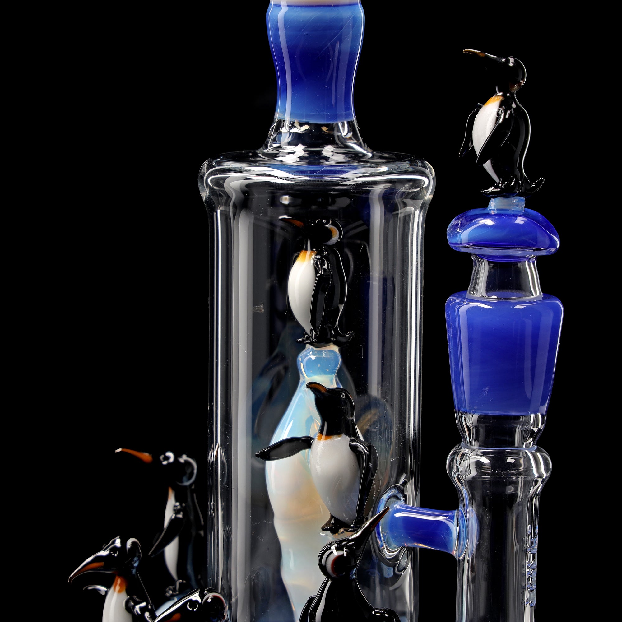 Best of 2025: April Modell - ,,Pinguin"